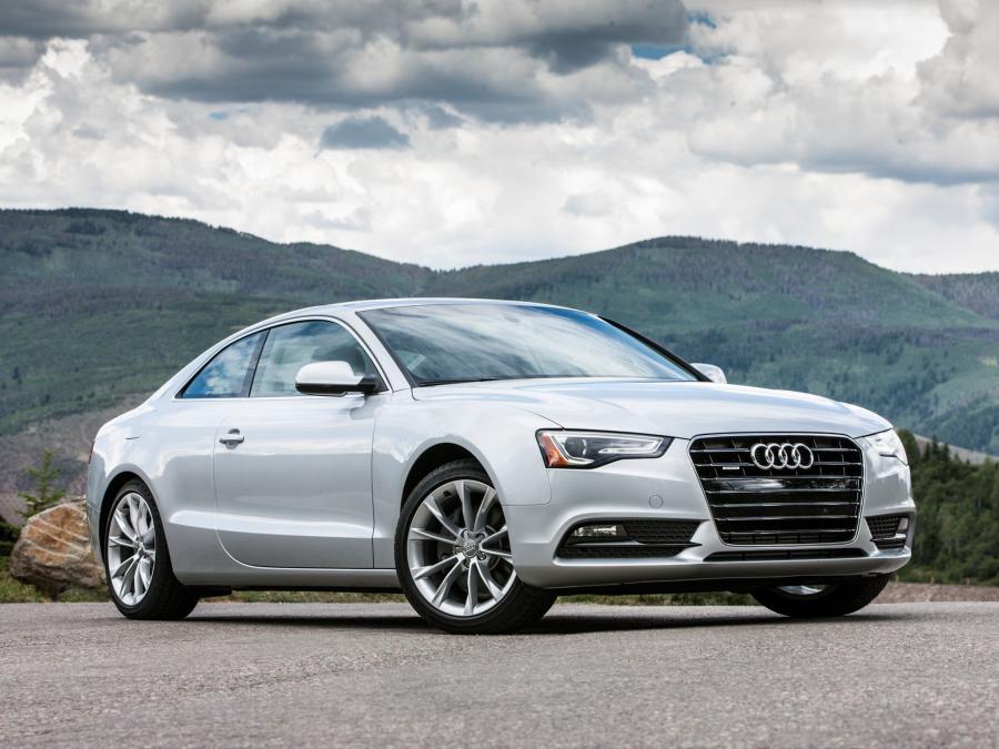  Audi A5 Coupe 2.0T 2012 года  (NA) (фото 1 из 52)